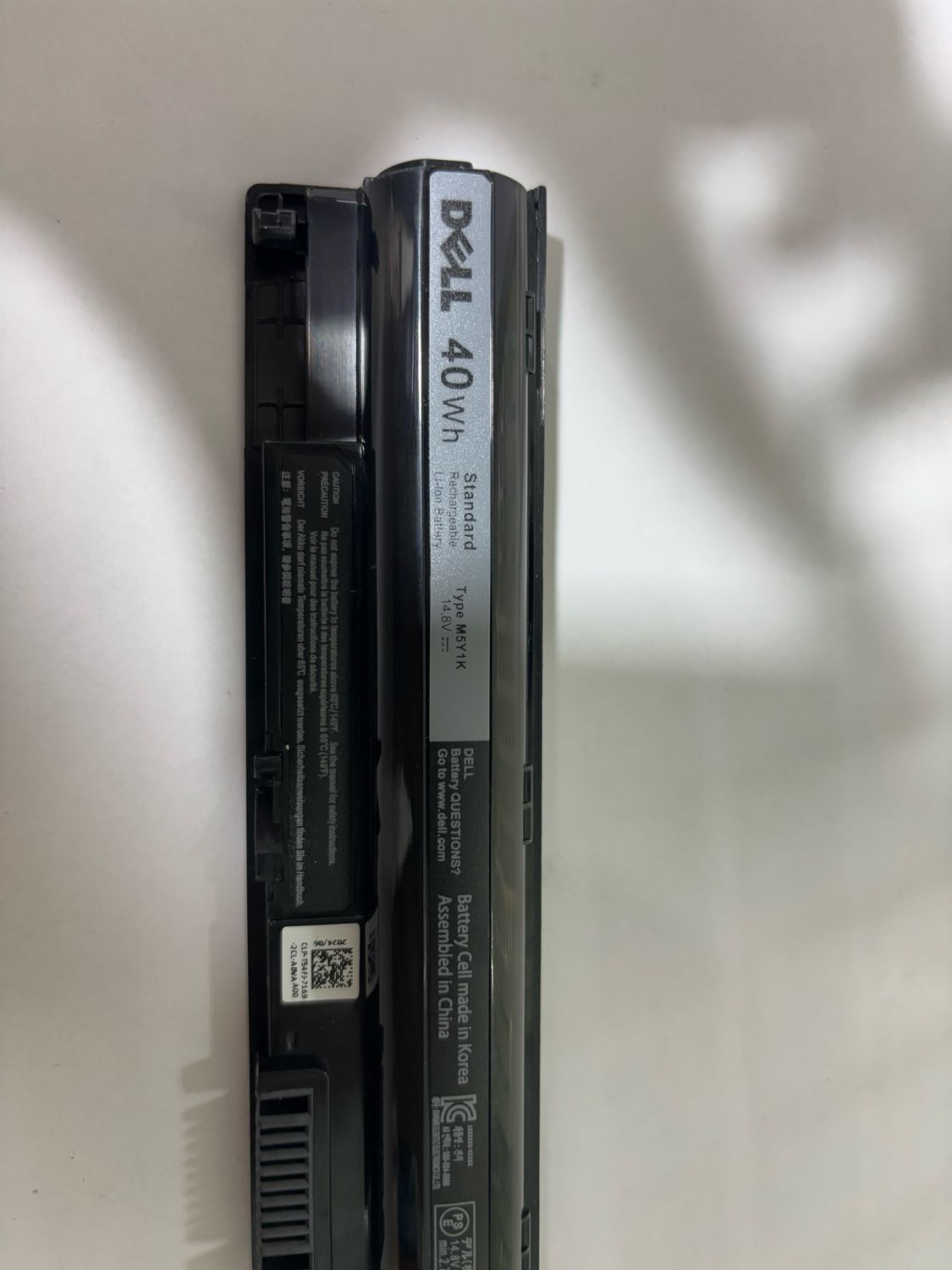DELL M5Y1K Notebook Battery (7PY0D) DELL M5Y1K Notebook Battery (7PY0D)
