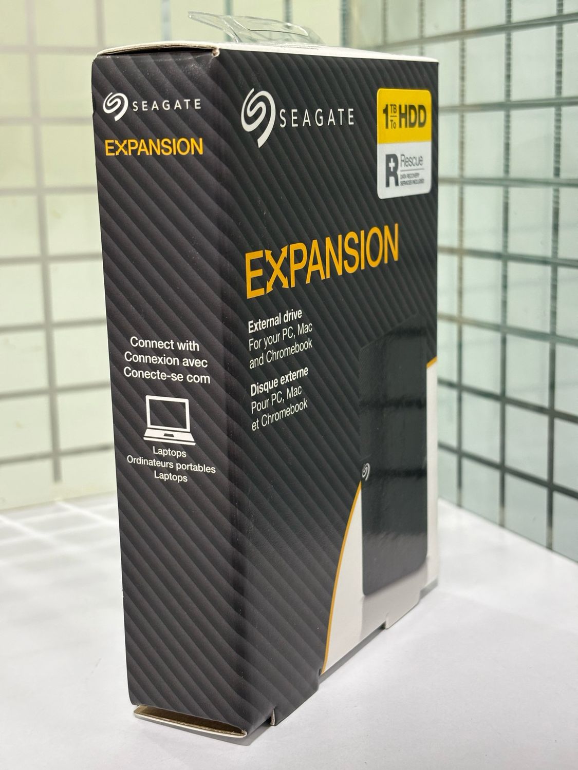 Seagate 1TB Expansion External Portable Hard Drive Seagate 1TB Expansion External Portable Hard Drive