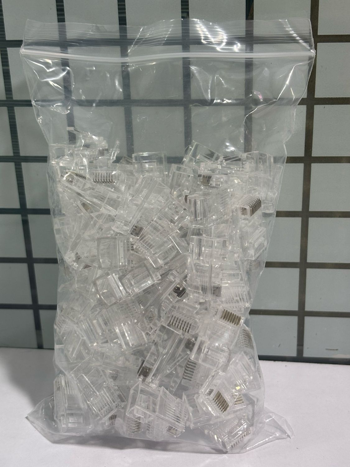 D-Link RJ 45 Cat-5 Connector, 100 nos D-Link RJ 45 Cat-5 Connector, 100 nos