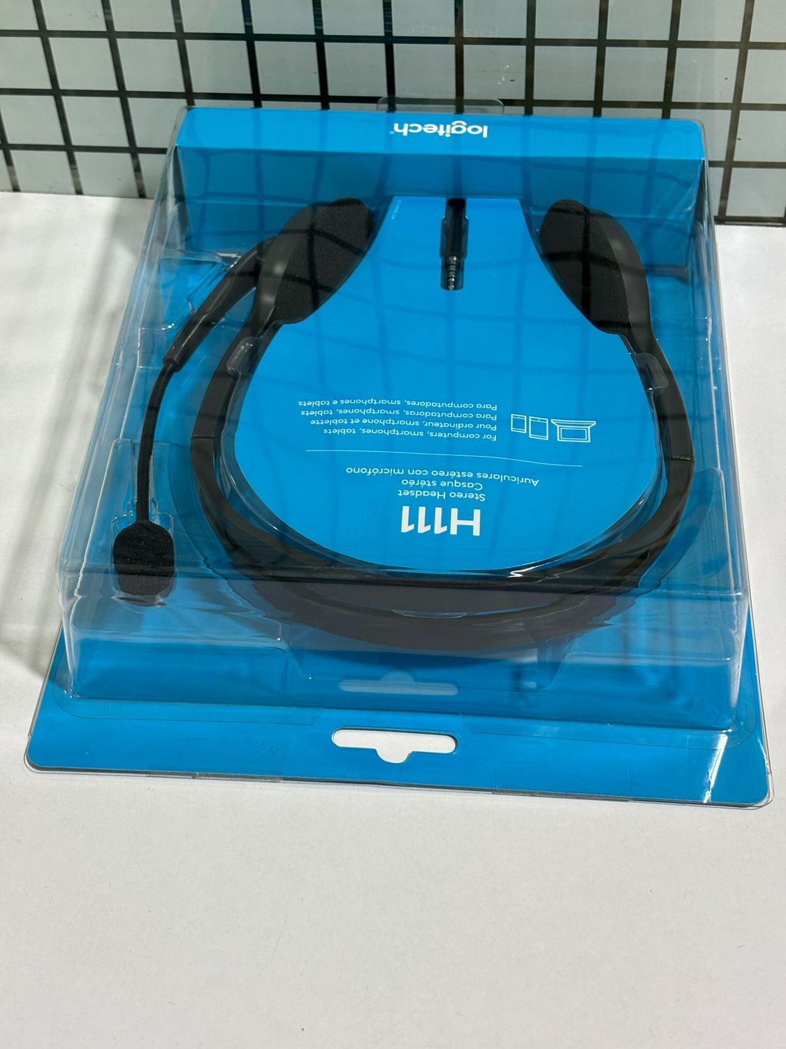 Logitech H111 Stereo Headset Logitech H111 Stereo Headset
