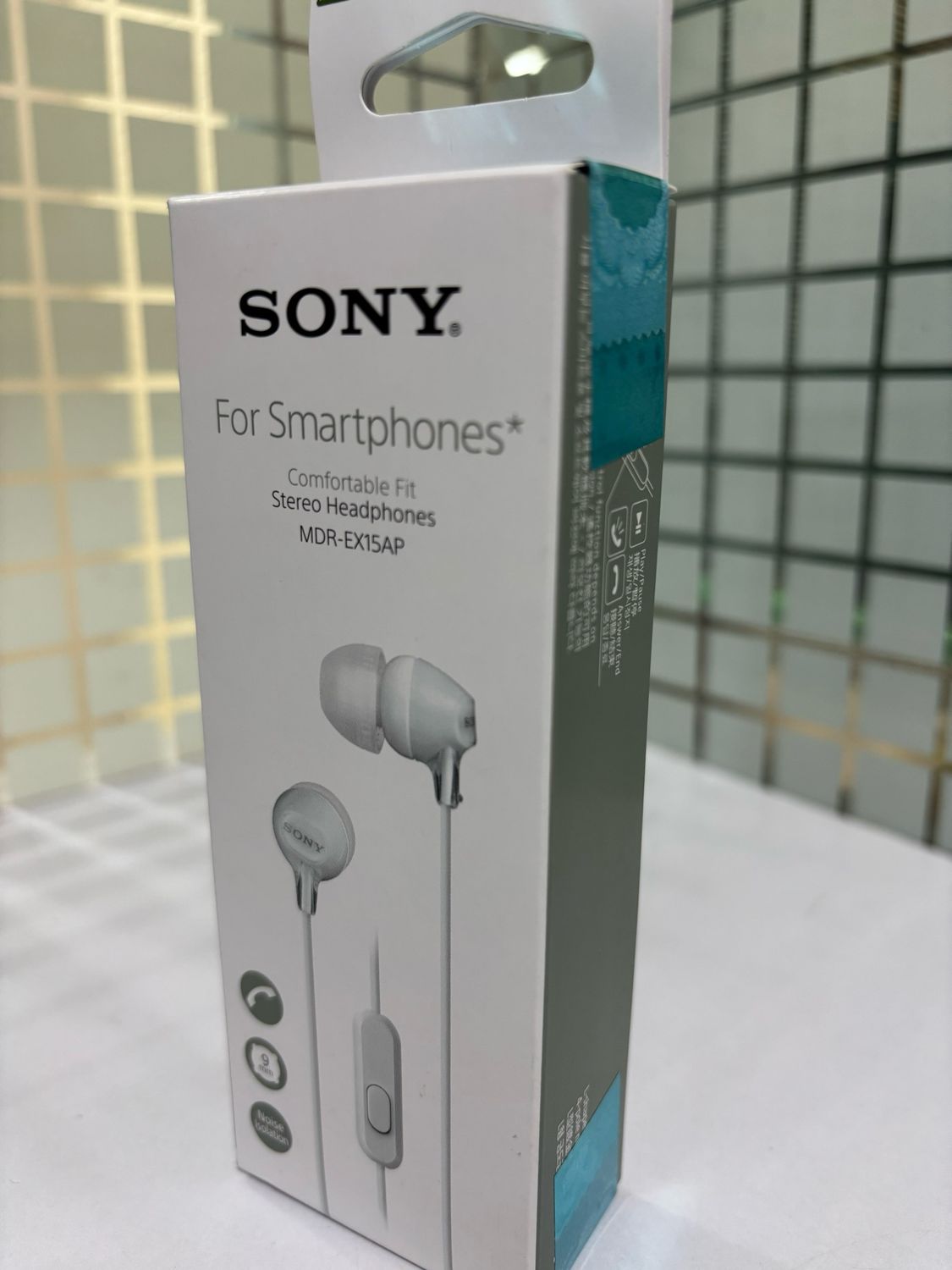 Sony MDR-EX15AP In-Ear Stereo Headphones with Mic, White` Sony MDR-EX15AP In-Ear Stereo Headphones with Mic, White`