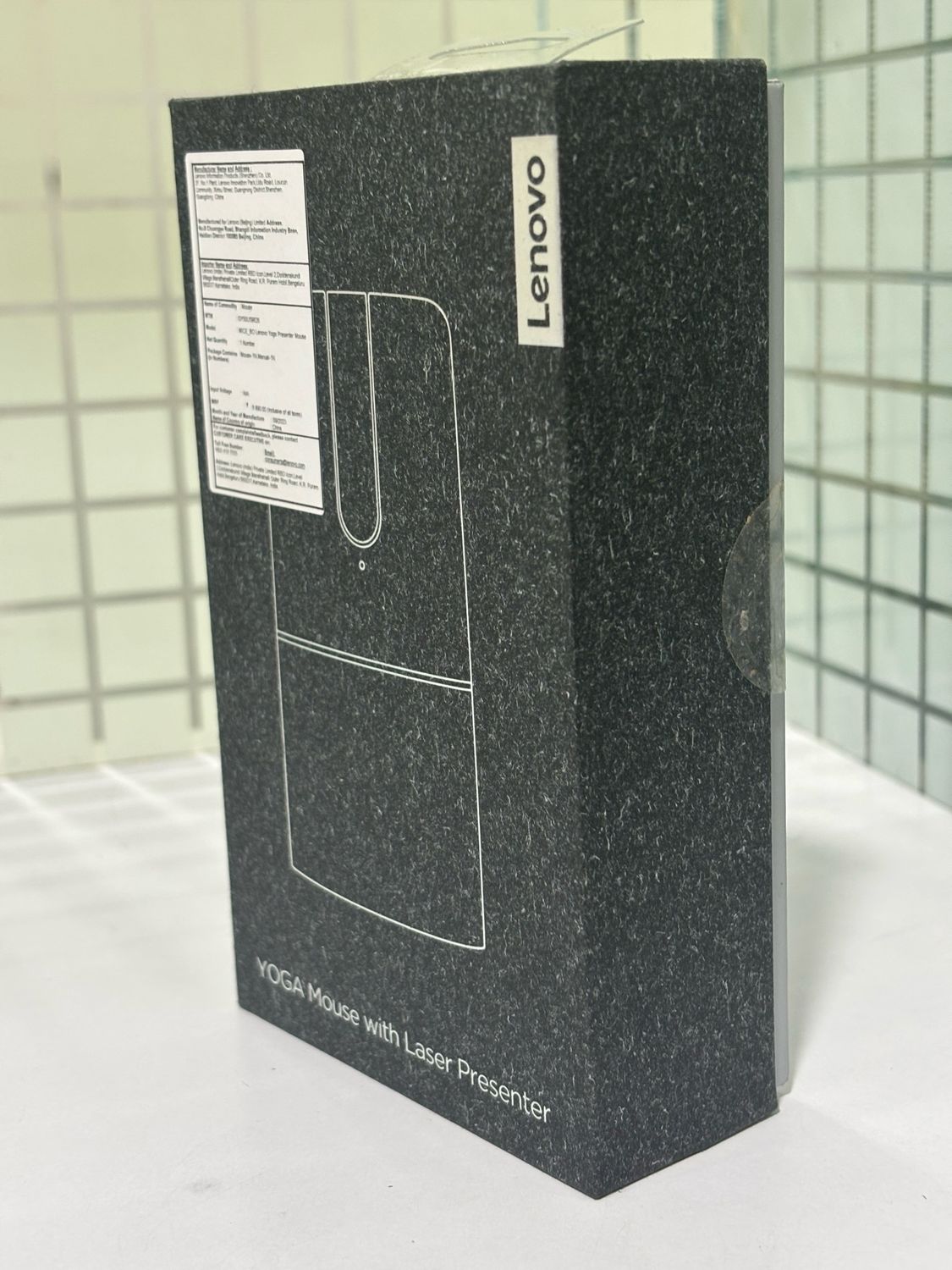 Lenovo Yoga Mouse with Laser Presenter (Shadow Black)