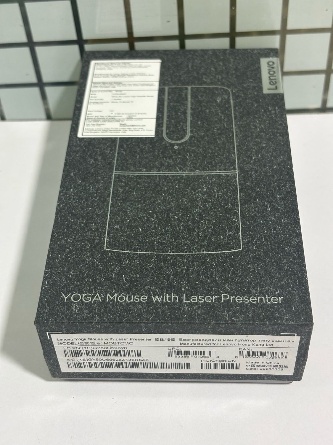 Lenovo Yoga Mouse with Laser Presenter (Shadow Black)