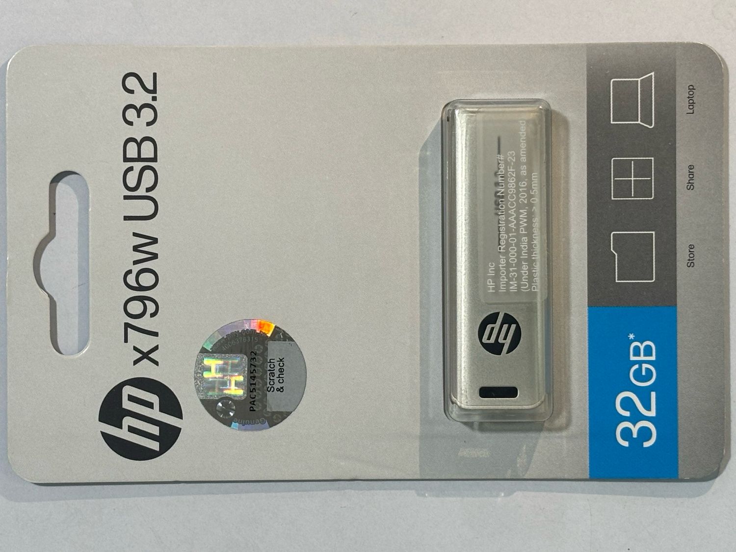 HP 32GB USB 3.2 Flash Drive, x796w HP 32GB USB 3.2 Flash Drive, x796w