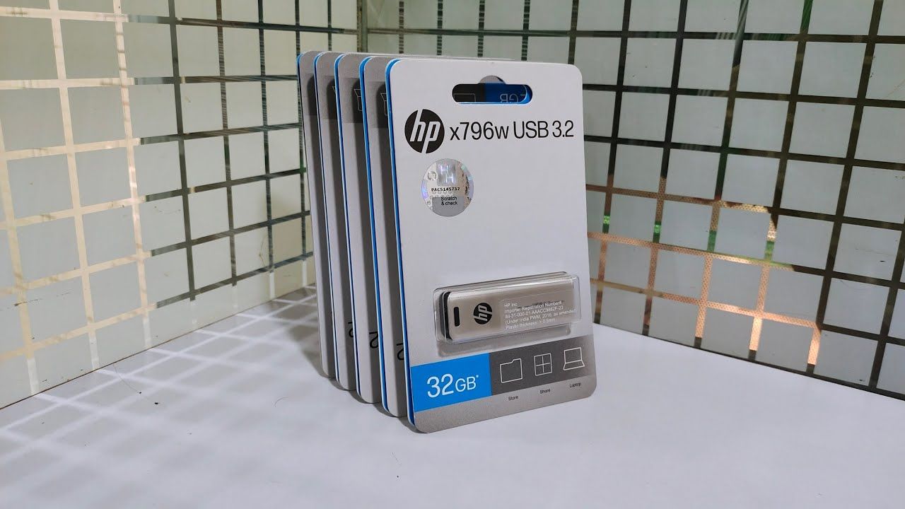 HP 32GB USB 3.2 Flash Drive, x796w HP 32GB USB 3.2 Flash Drive, x796w