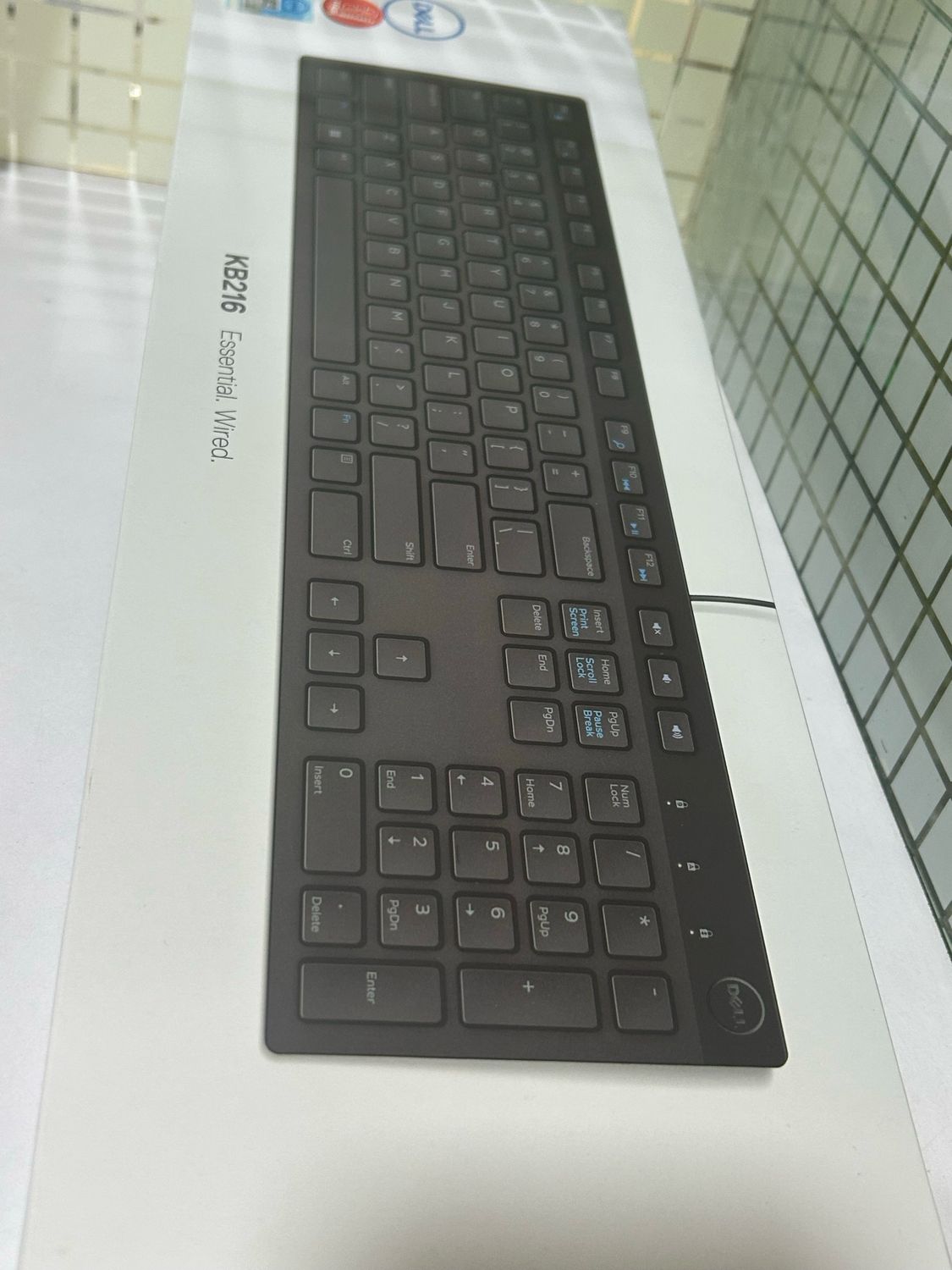 Dell KB216 Multimedia USB Keyboard Dell KB216 Multimedia USB Keyboard