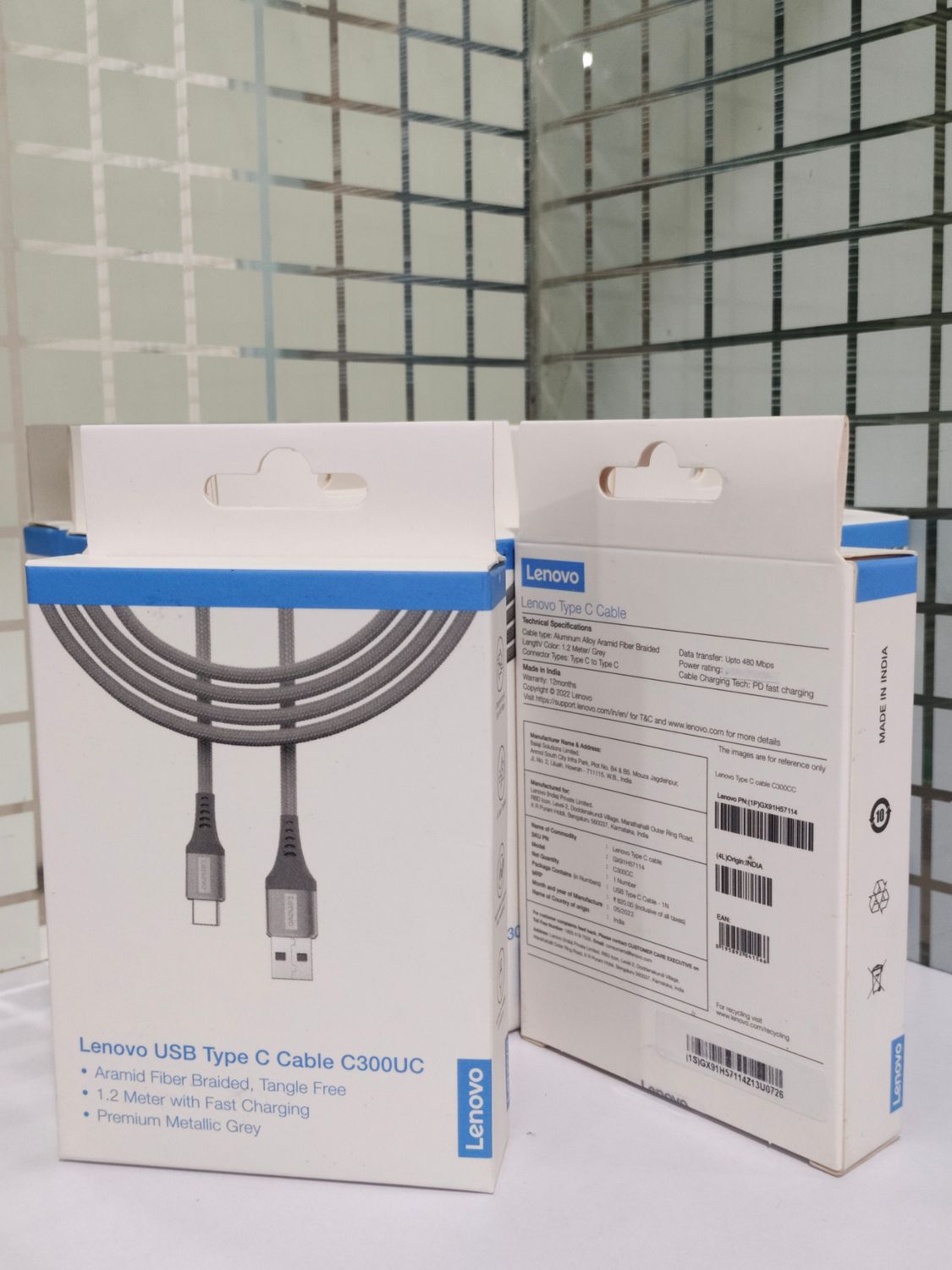 Lenovo 1.2mtr Type-C to Type-C Cable (C300CC) Lenovo 1.2mtr Type-C to Type-C Cable (C300CC)