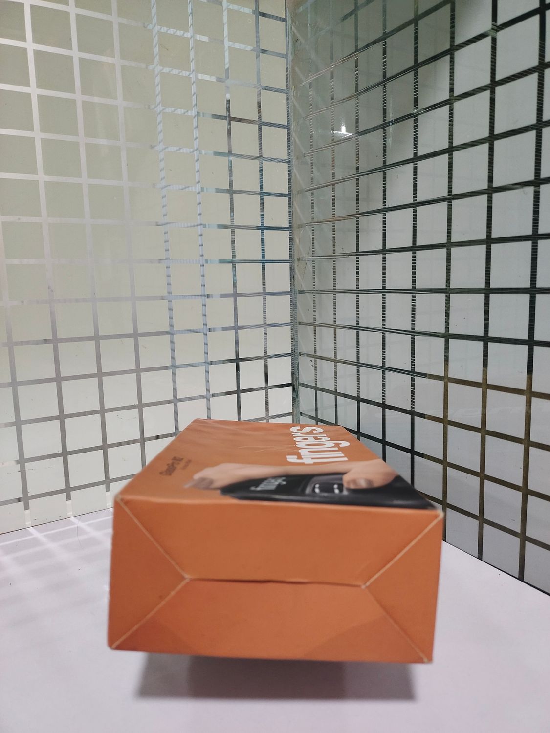 Fingers GlassPro M2 Wireless 2.4GHz Mouse with USB Receiver Fingers GlassPro M2 Wireless 2.4GHz Mouse with USB Receiver