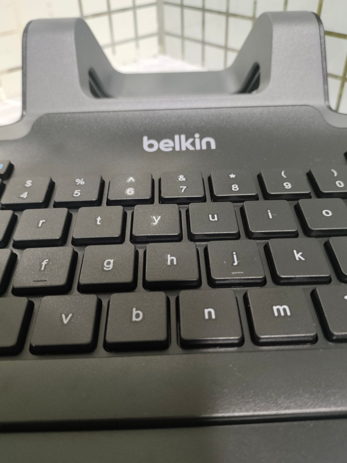 Wired Tablet Keyboard with Stand with USB-C Connector