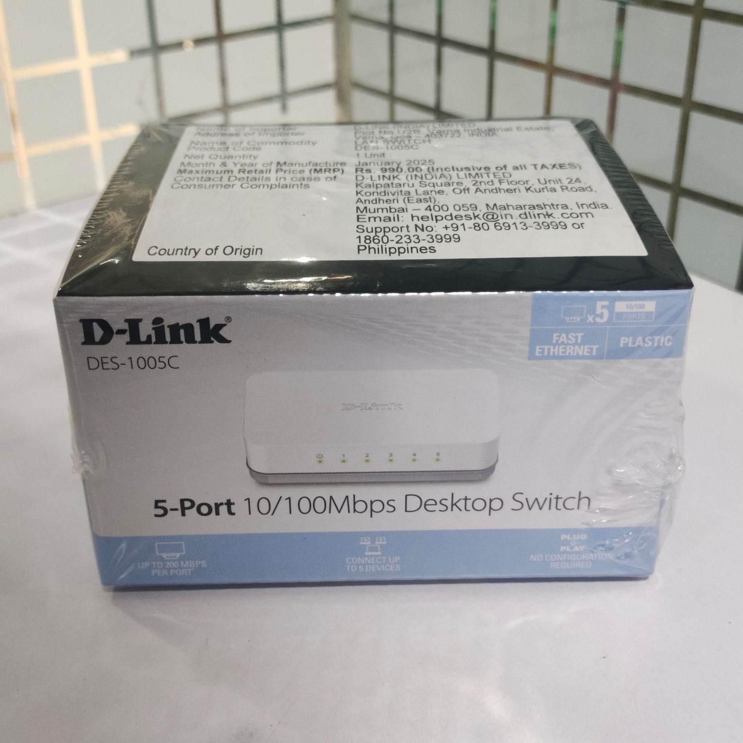 D-Link DES-1005C 5-Port Network Switch