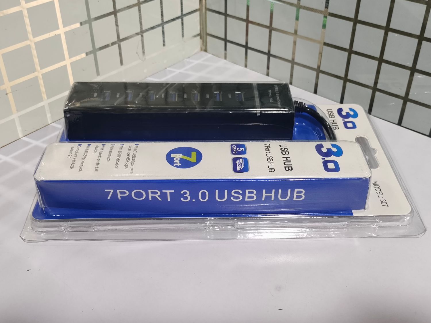 7-Port USB 3.0 High Speed Hub (Pack of 10) 7-Port USB 3.0 High Speed Hub (Pack of 10)