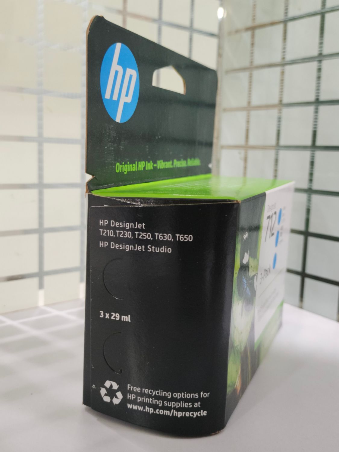 HP DesignJet 712 3-pack Cyan Ink (T210, T230, T250, T630, T650) HP DesignJet 712 3-pack Cyan Ink (T210, T230, T250, T630, T650)