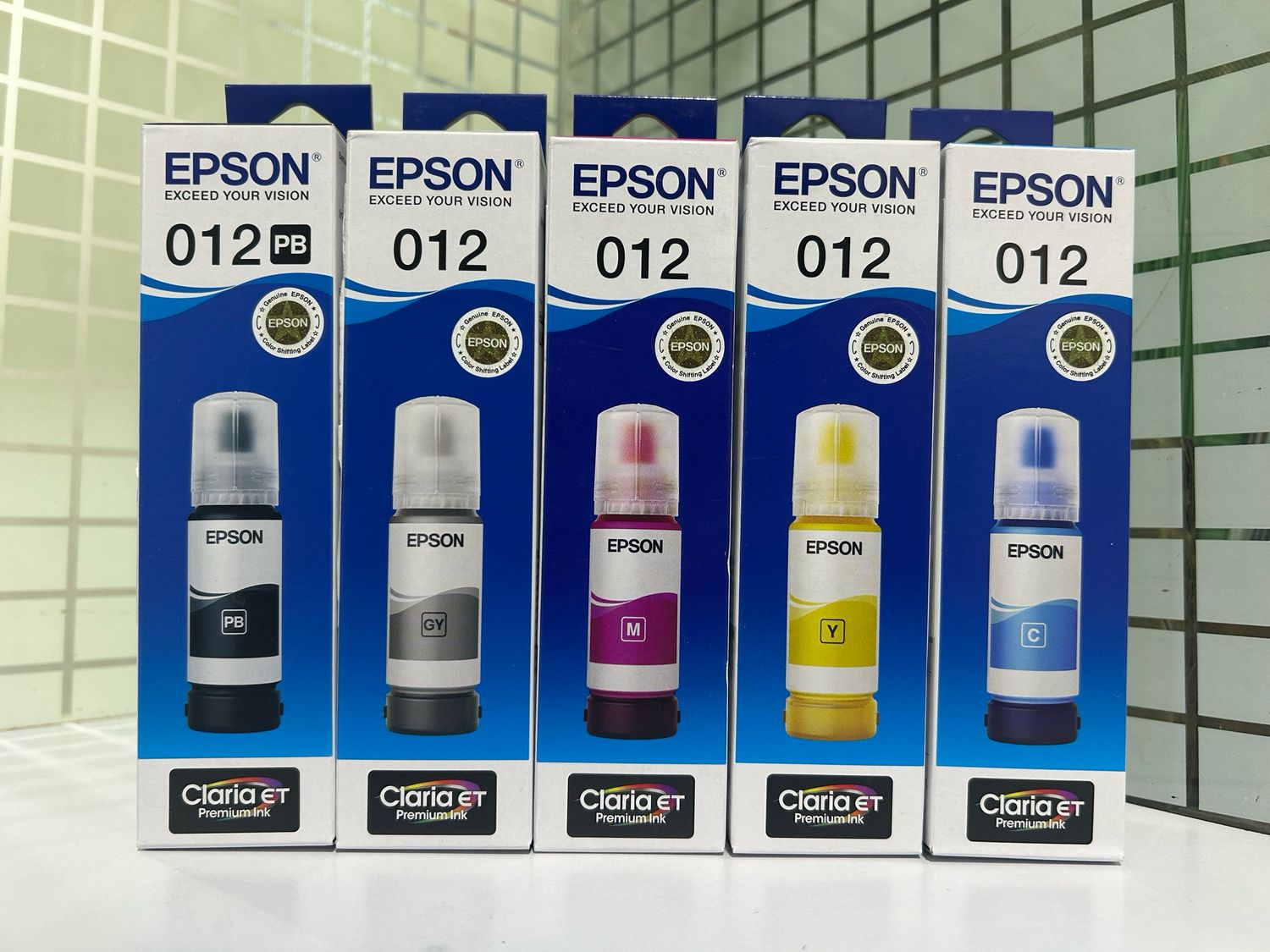 Epson 011/012 set of 6 bottle, L8180 (PB/Bk/C/Y/M/Gr) Epson 011/012 set of 6 bottle, L8180 (PB/Bk/C/Y/M/Gr)