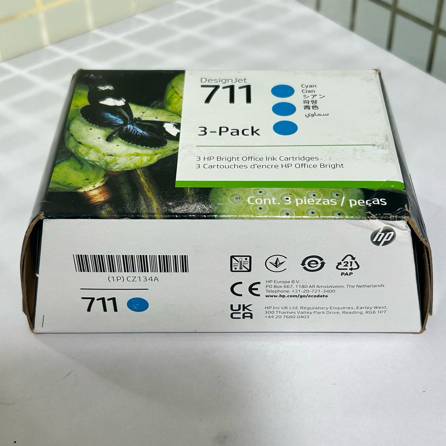 HP DesignJet 711 Cyan Ink Cartridge, 3-Pack (CZ134A) HP DesignJet 711 Cyan Ink Cartridge, 3-Pack (CZ134A)
