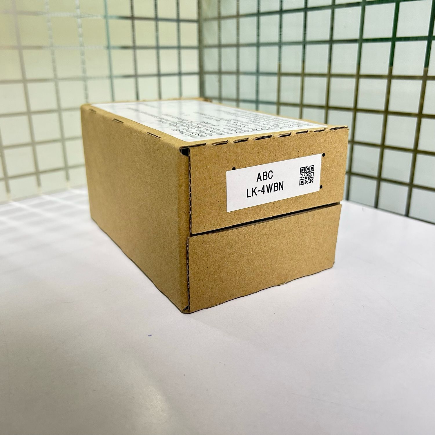 Epson LK-4WBN 12mm black On White Label tape