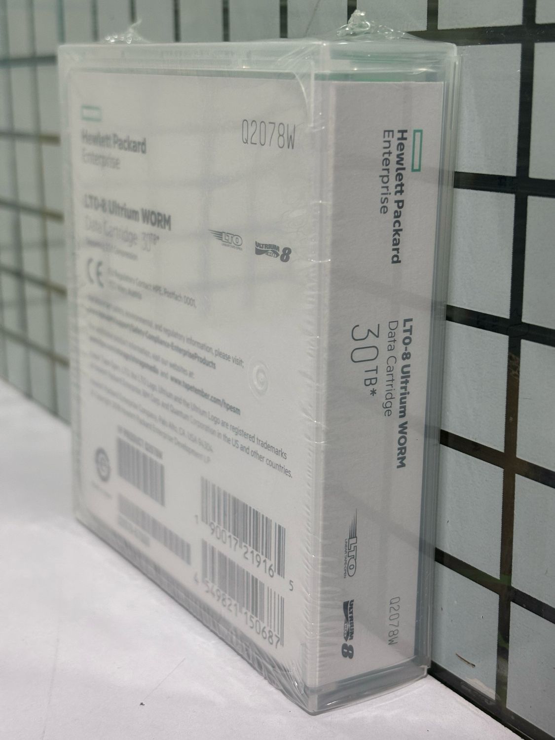 HPE LTO‑8 Ultrium 30TB WORM Data Cartridge HPE LTO‑8 Ultrium 30TB WORM Data Cartridge