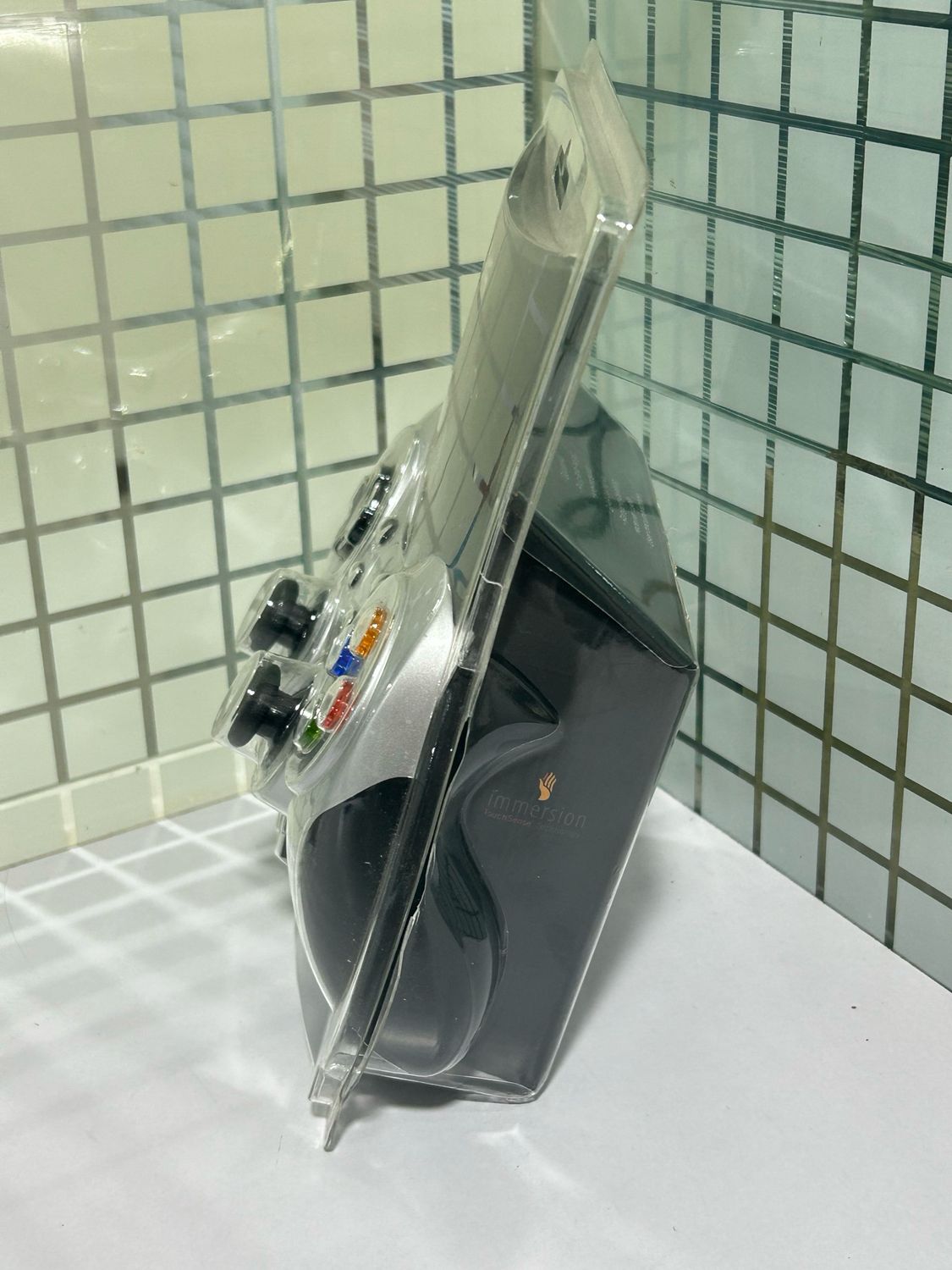 Logitech F710 Bluetooth Wireless Gamepad