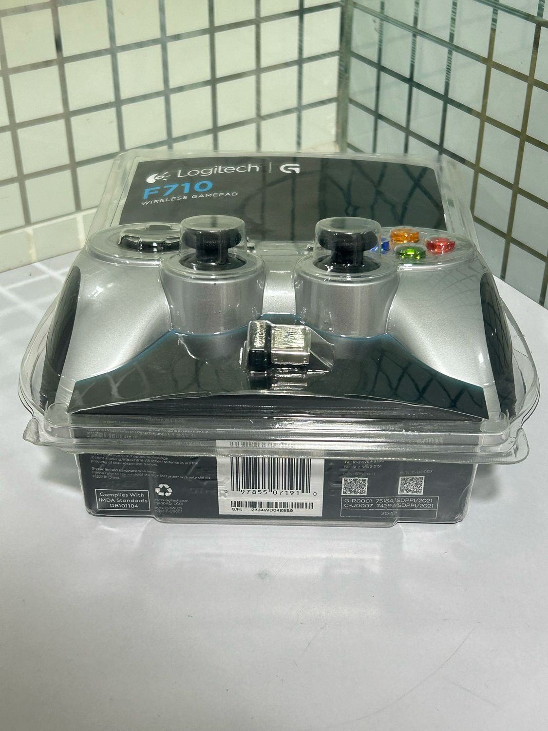 Logitech F710 Bluetooth Wireless Gamepad