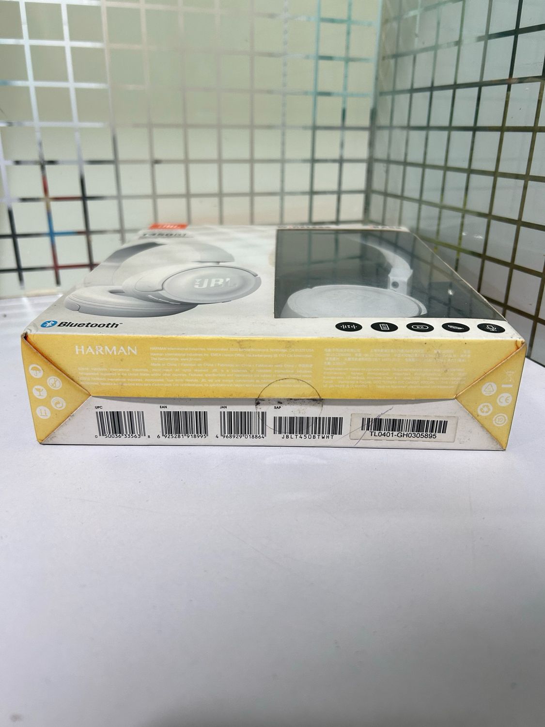 JBL T450BT On-Ear Wireless Bluetooth Headphones with Mic, White JBL T450BT On-Ear Wireless Bluetooth Headphones with Mic, White