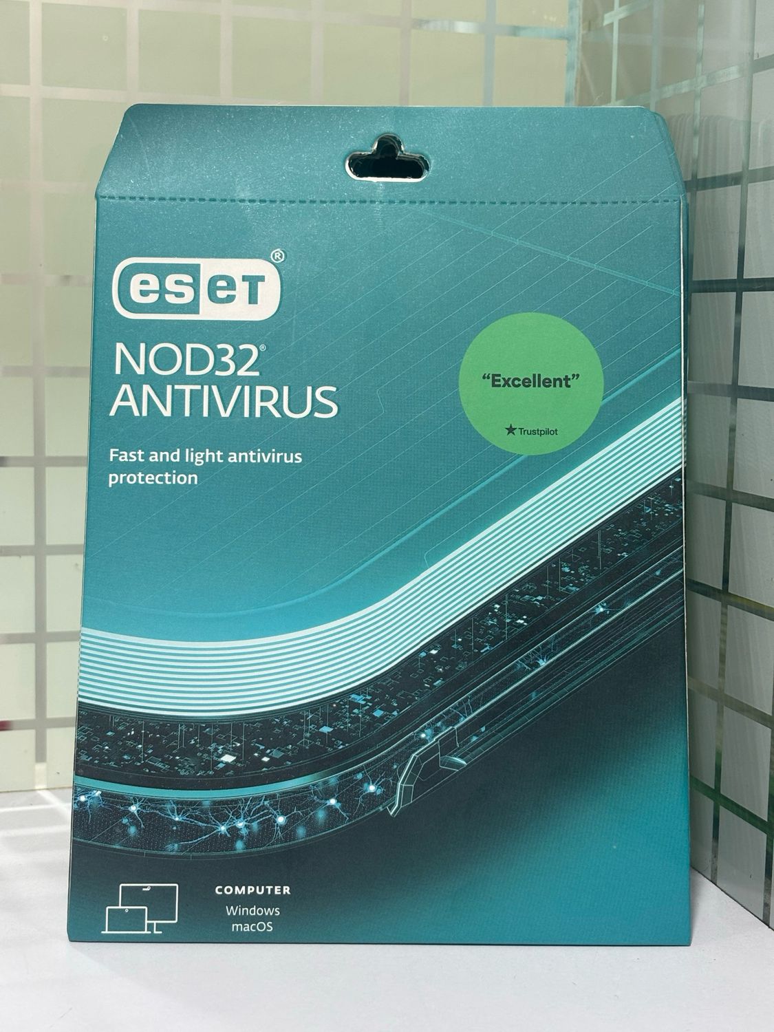 New, 1 User, 1 Year, Eset NOD32 Antivirus