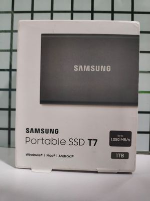 Samsung T7 1TB Up to 1,050MB/s Portable SSD Samsung T7 1TB Up to 1,050MB/s Portable SSD