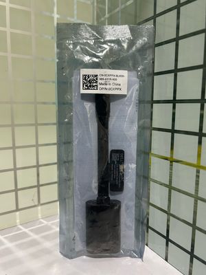 Dell USB-C to VGA Adapter