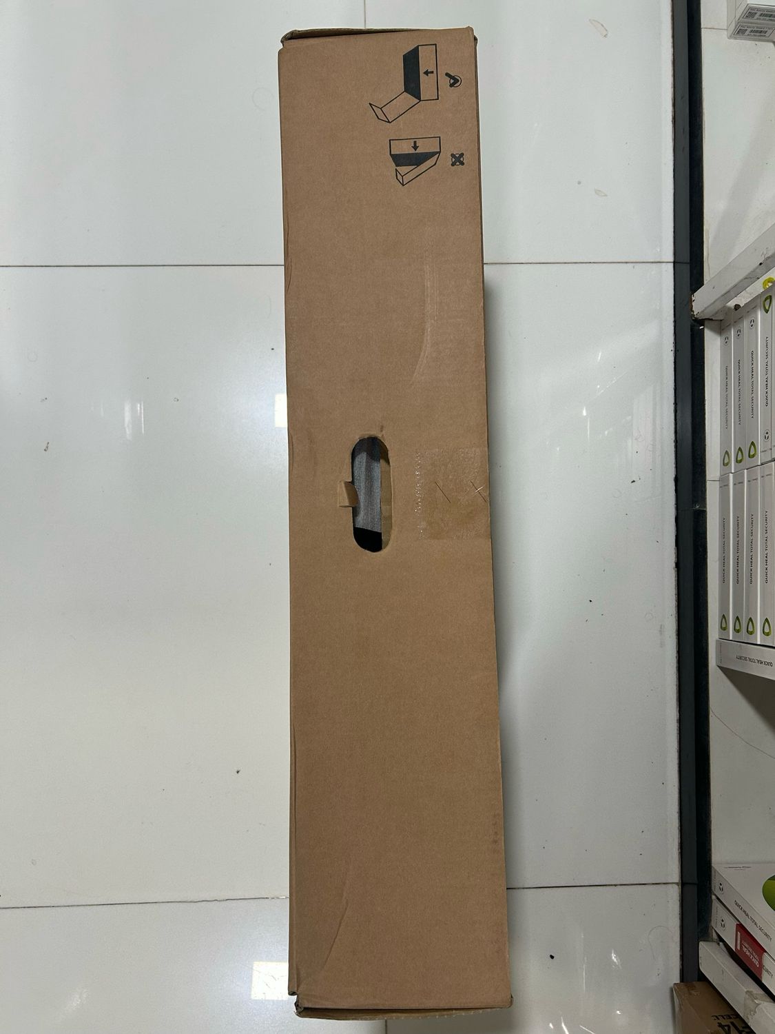 Dell Pro 24 Plus Touch USB-C Hub Monitor - P2424HT Dell Pro 24 Plus Touch USB-C Hub Monitor - P2424HT