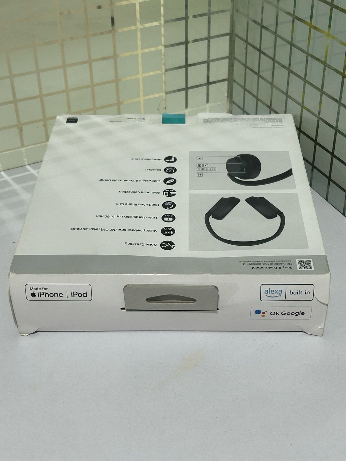 Sony WH-CH720N Noise Cancellation Wireless Bluetooth Over Ear Headphones - Black Sony WH-CH720N Noise Cancellation Wireless Bluetooth Over Ear Headphones - Black