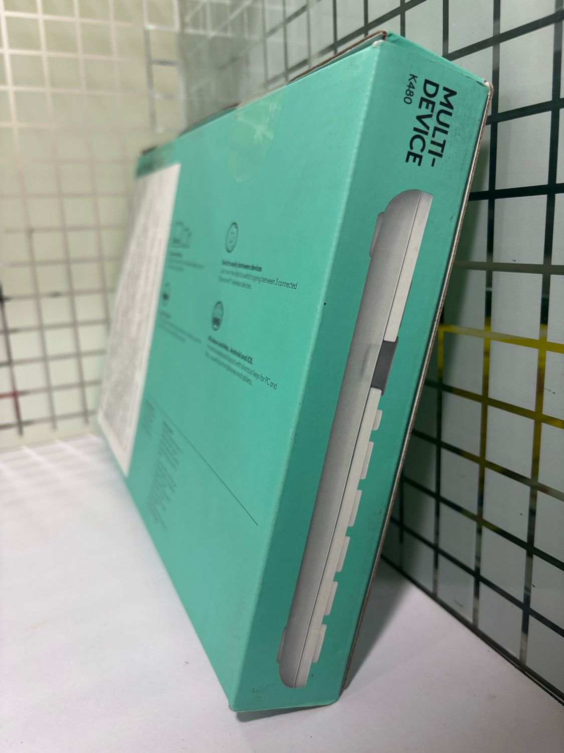 Logitech K480 Wireless Multi-Device Keyboard, White Logitech K480 Wireless Multi-Device Keyboard, White