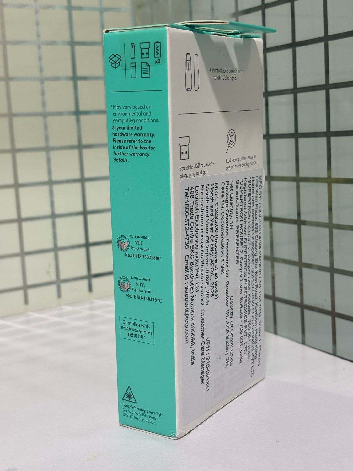 Logitech R400 Wireless Presenter Remote Control