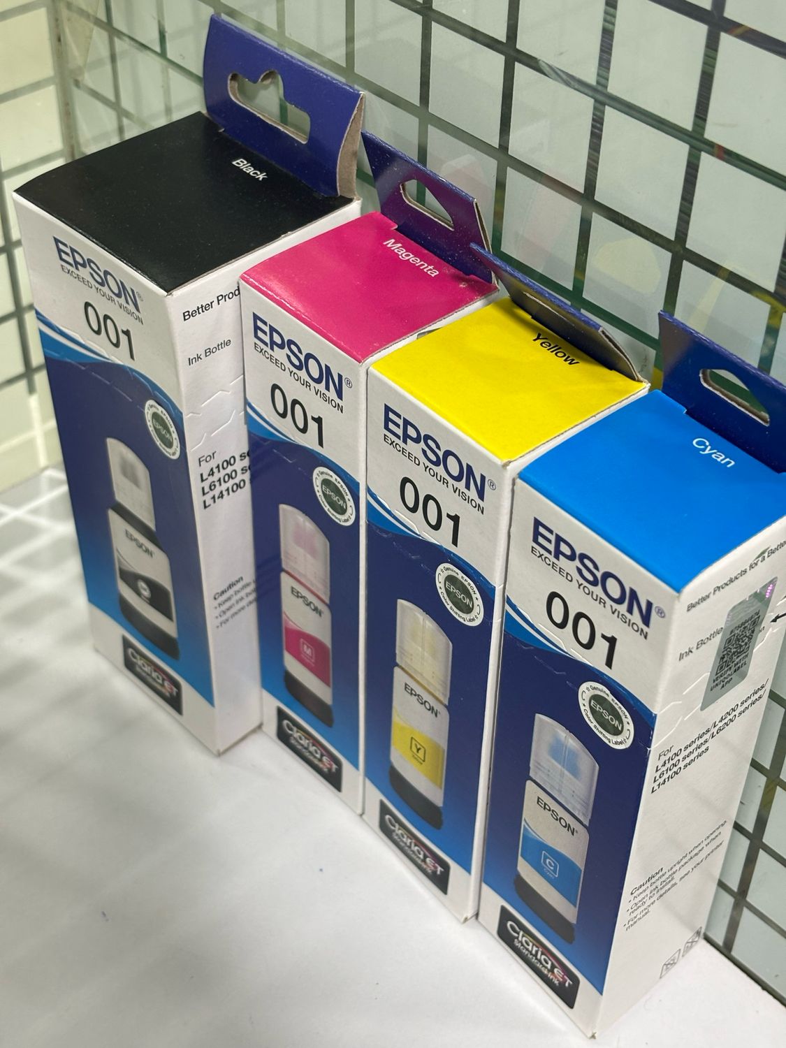 Epson 001 set of 4 bottle (L4150, L6190,L6170, L4260) Epson 001 set of 4 bottle (L4150, L6190,L6170, L4260)