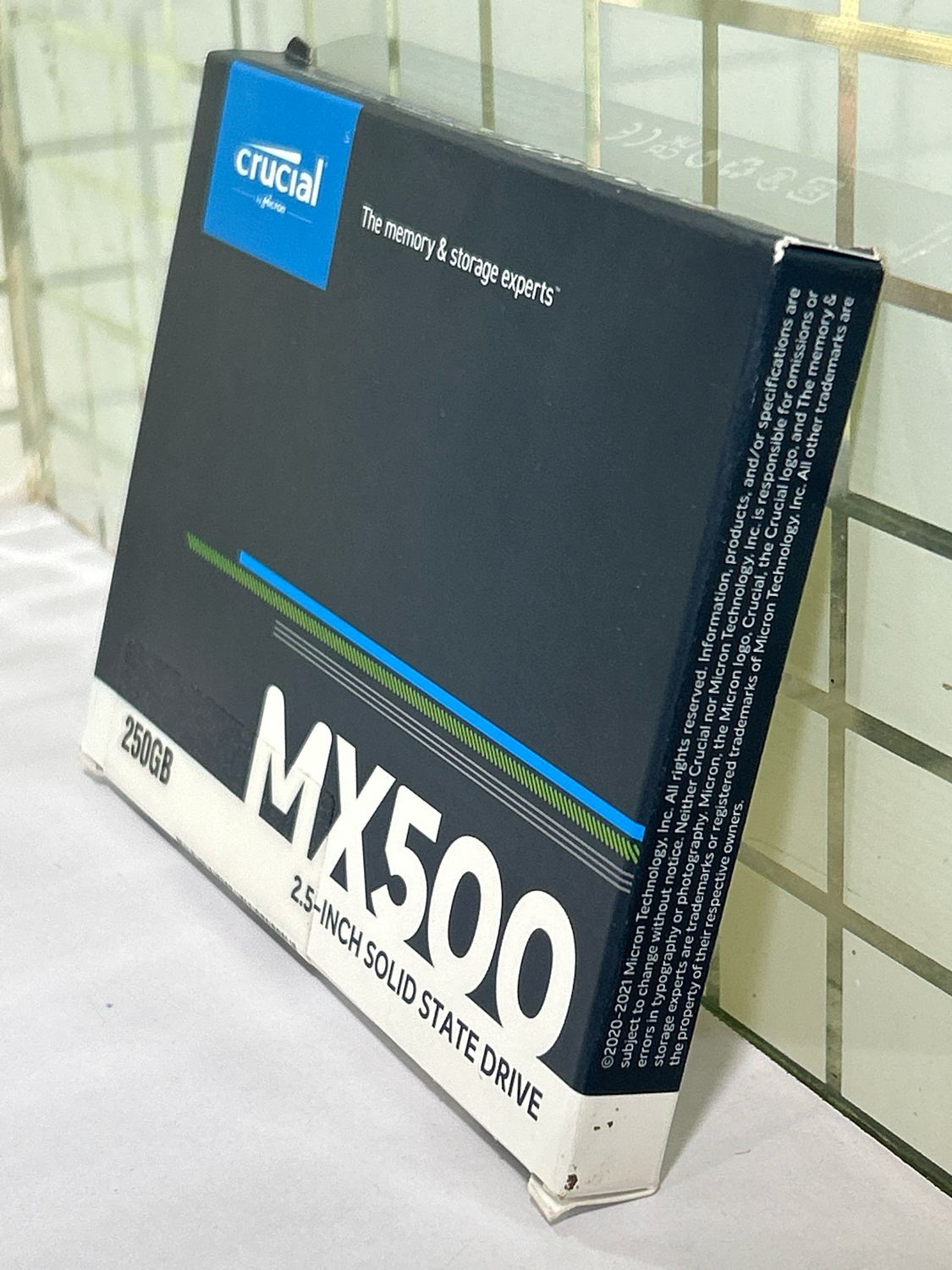 Crucial 250GB MX500 2.5-Inch Sata Internal SSD Crucial 250GB MX500 2.5-Inch Sata Internal SSD