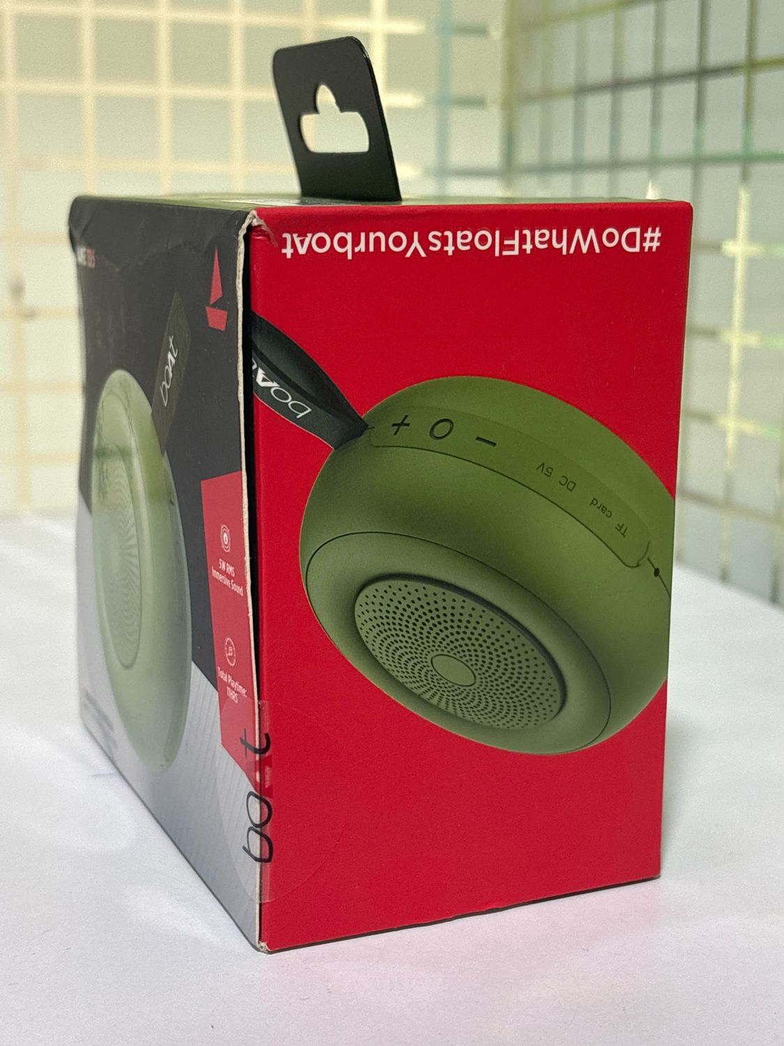 boAt Stone 135 Portable (5W) Wireless Speaker Green boAt Stone 135 Portable (5W) Wireless Speaker Green