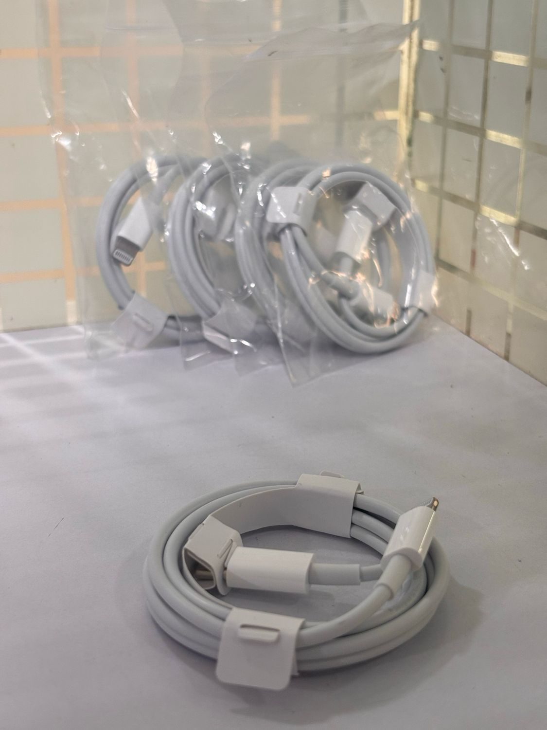 Apple 1mtr Type-C to Lightning Cable Apple 1mtr Type-C to Lightning Cable