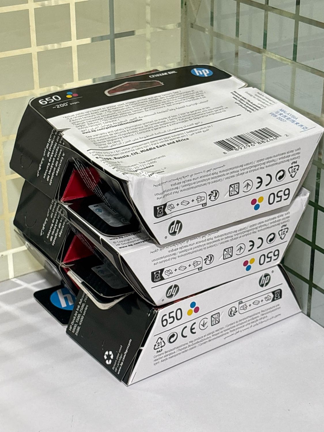 HP 650 Tri-Color Ink Cartridge HP 650 Tri-Color Ink Cartridge