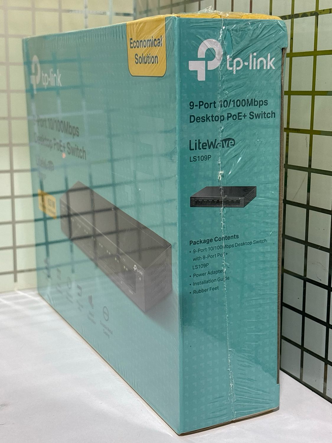 TP-Link LS109P 9-Port 10/100Mbps Desktop Switch with 8-Port PoE+ TP-Link LS109P 9-Port 10/100Mbps Desktop Switch with 8-Port PoE+