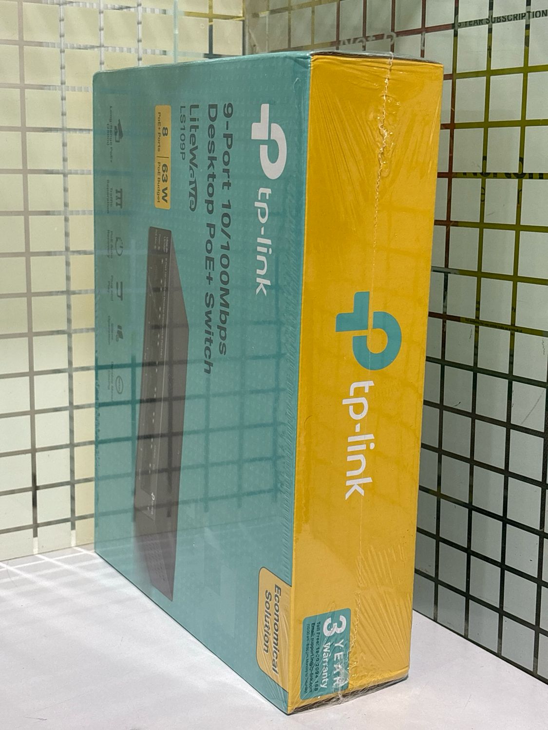 TP-Link LS109P 9-Port 10/100Mbps Desktop Switch with 8-Port PoE+ TP-Link LS109P 9-Port 10/100Mbps Desktop Switch with 8-Port PoE+