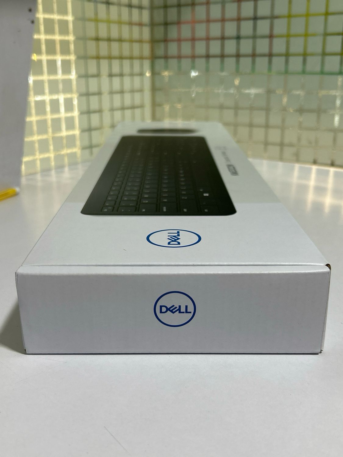 Dell KM3322W Wireless Keyboard and Mouse Dell KM3322W Wireless Keyboard and Mouse