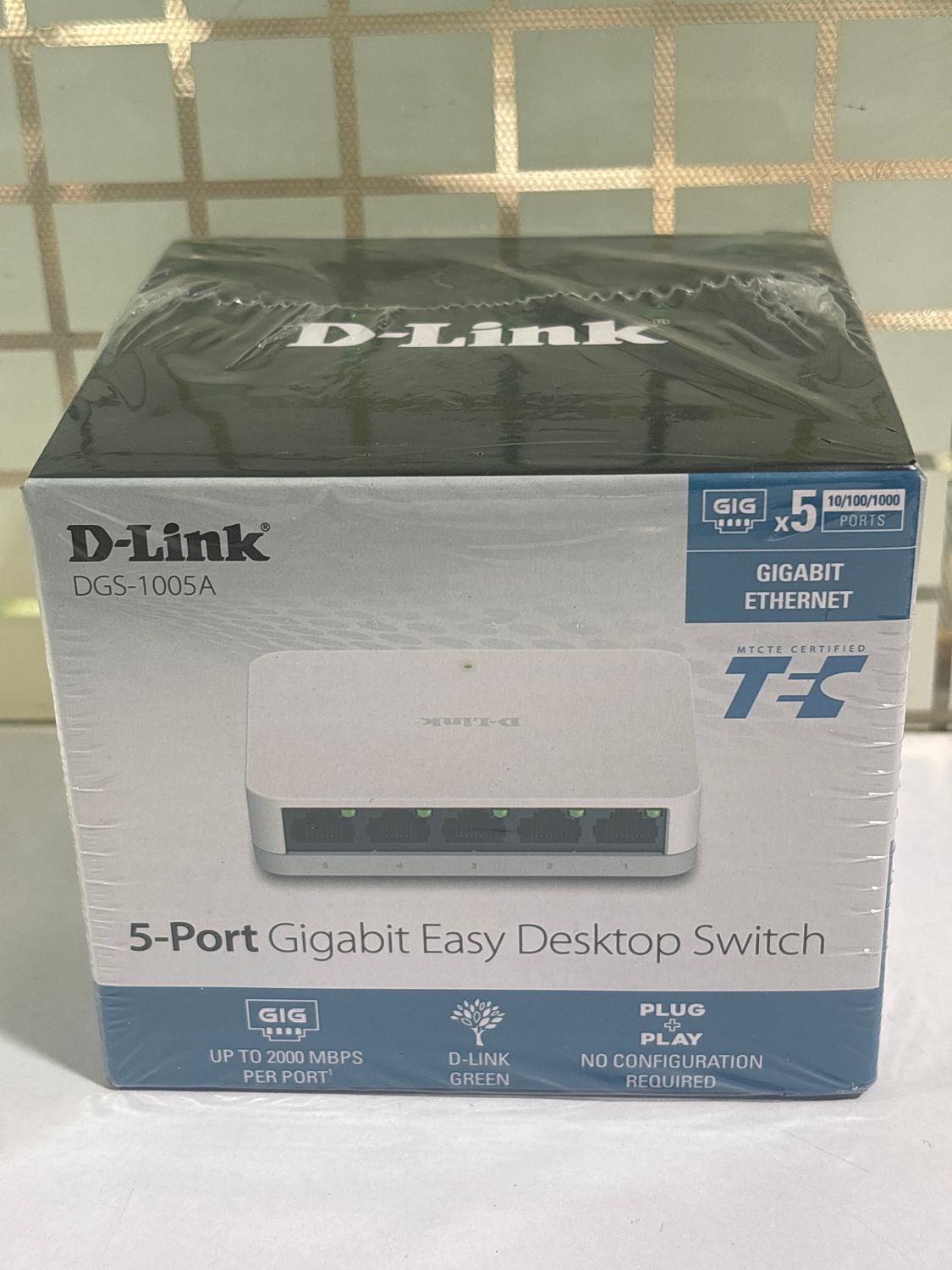 D-Link DGS-1005A 5-Port Gigabit Switch D-Link DGS-1005A 5-Port Gigabit Switch