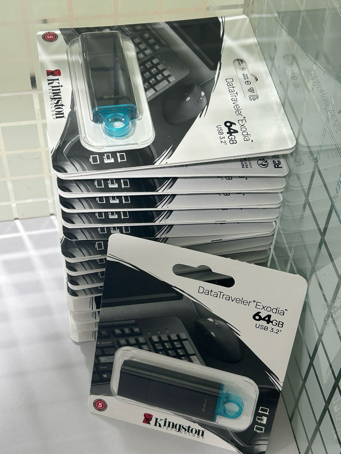 Kingston 64GB Pen Drive 3.2, Exodia