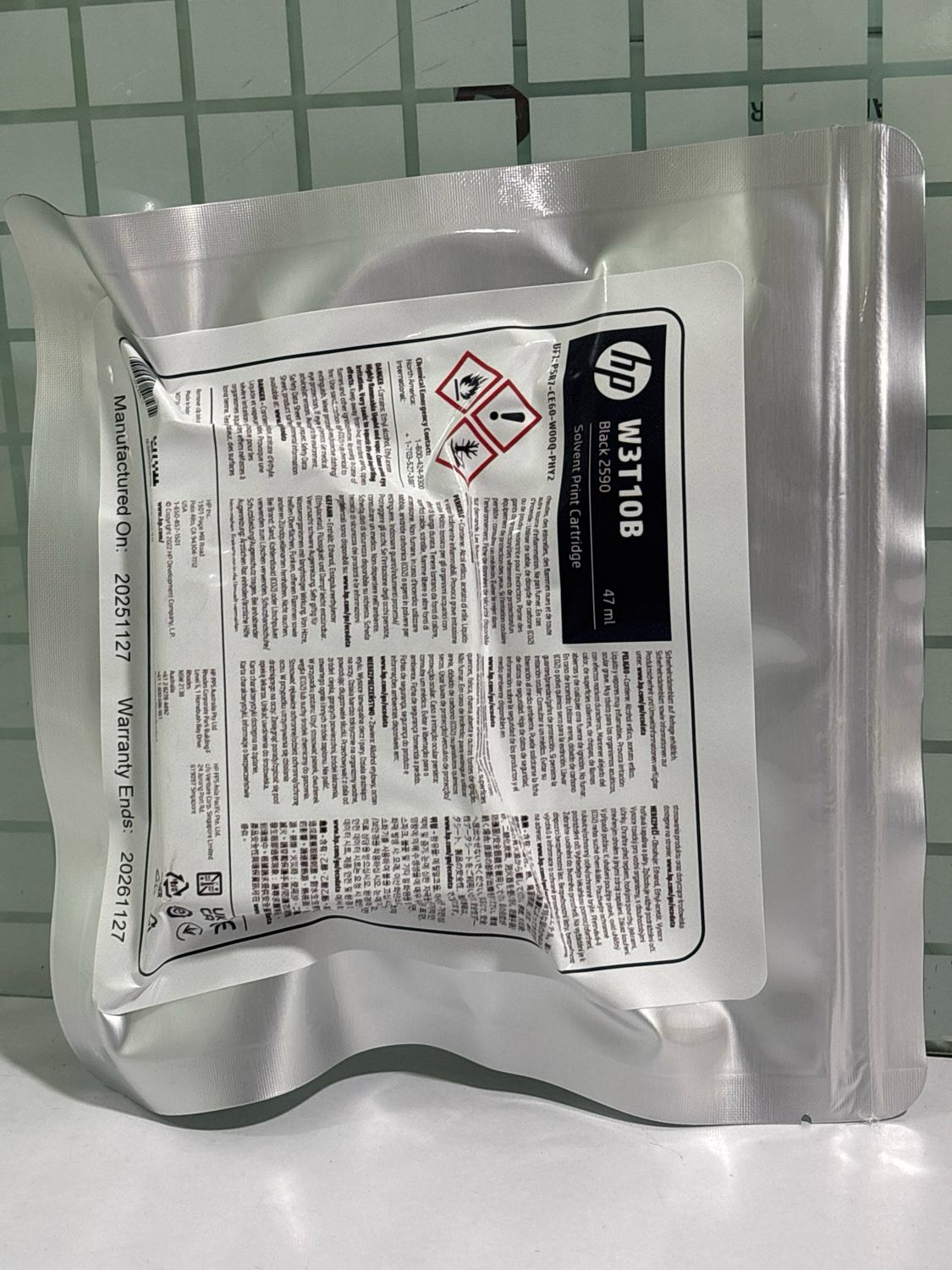 HP 2590 W3T10B Black Solvent Cartridge