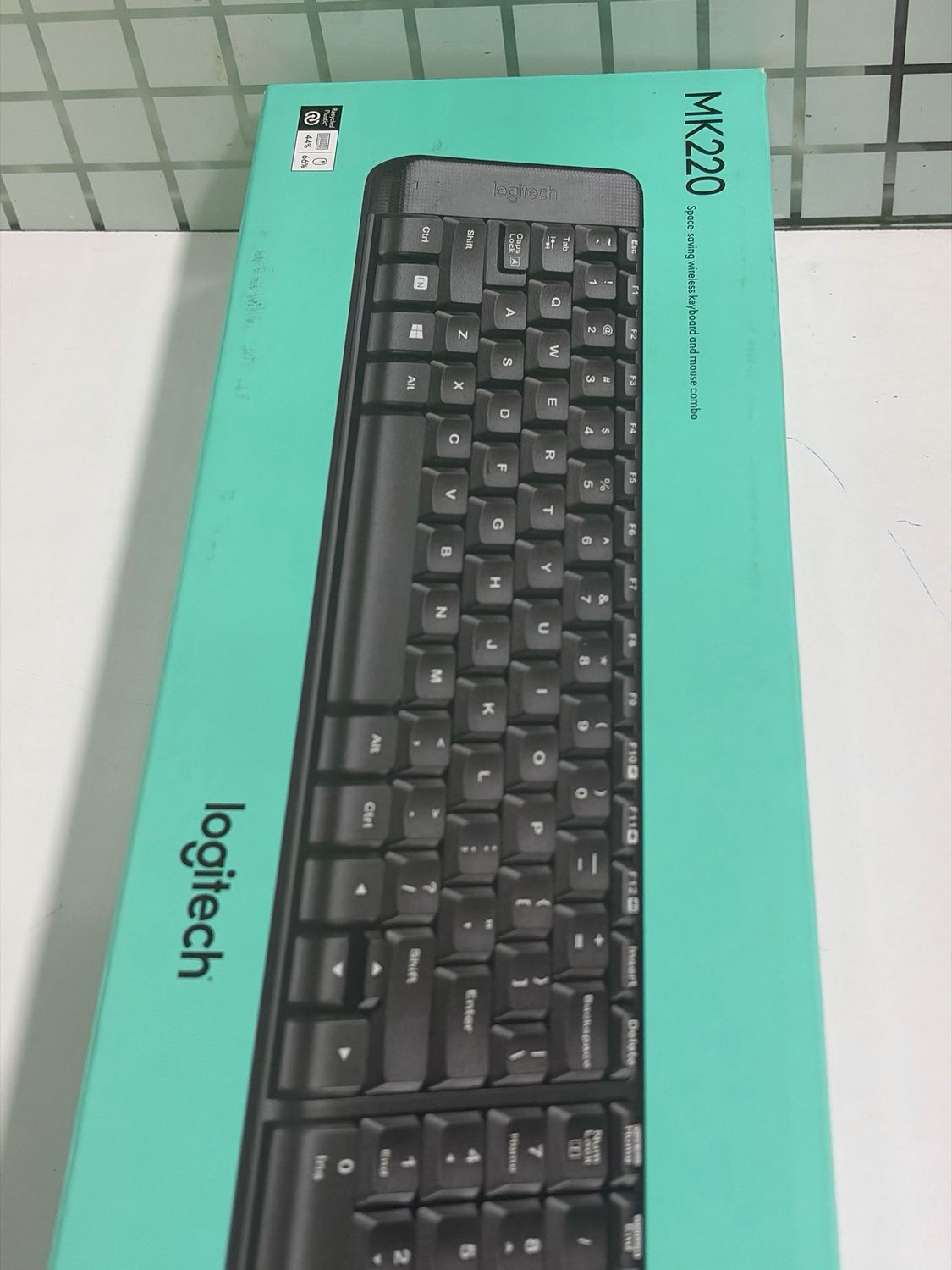 Logitech MK220 Small Wireless Keyboard Mouse
