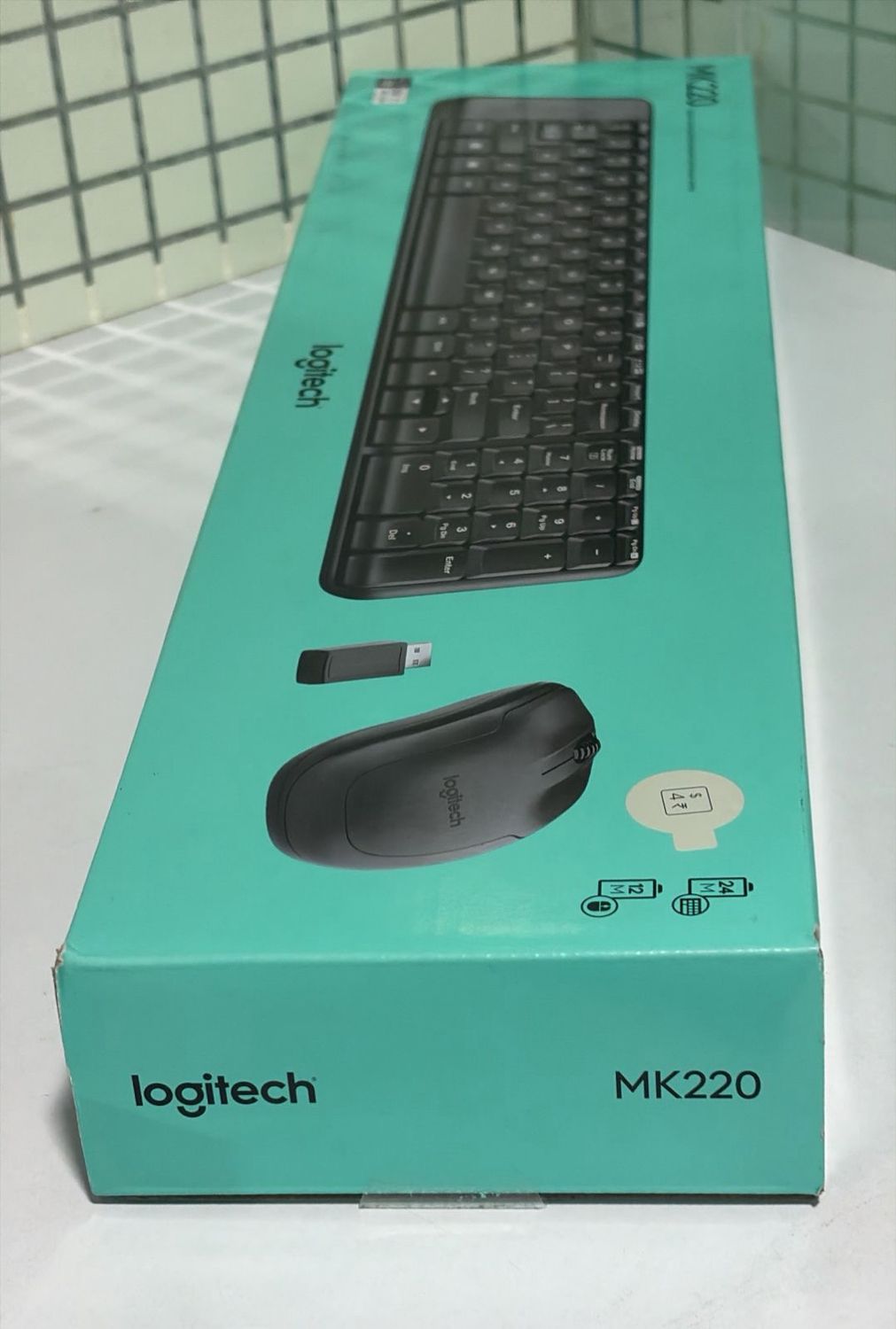 Logitech MK220 Small Wireless Keyboard Mouse