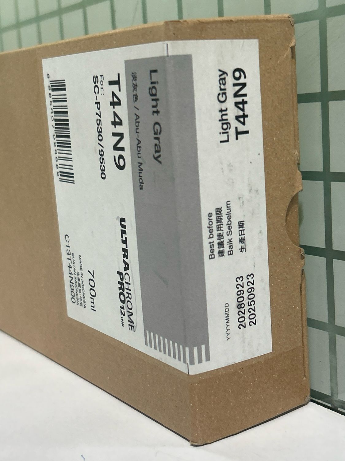 Epson T44N9 Light Gray ink, 700ml, (SC-P7530, SC-P9530)