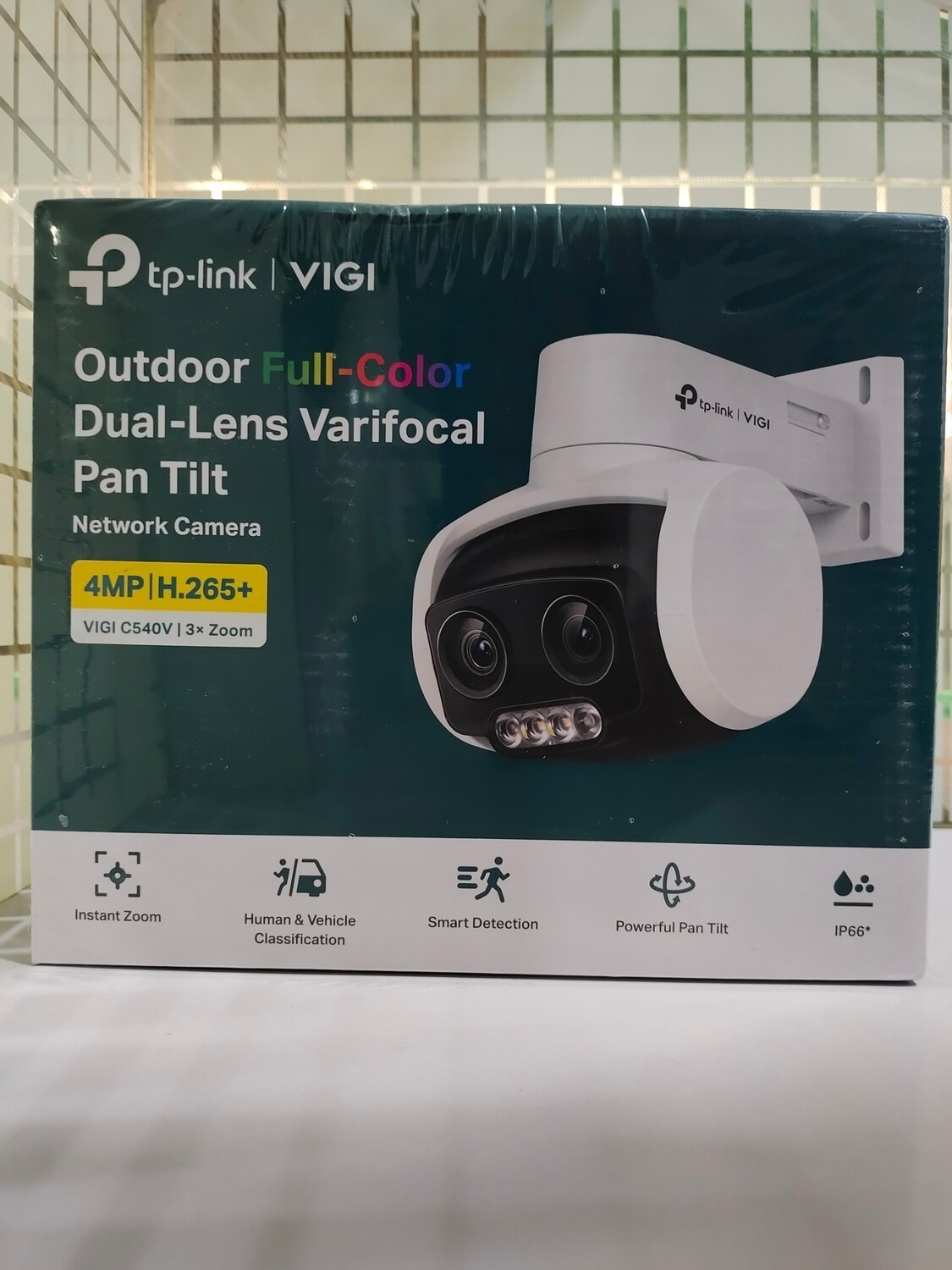 TP Link VIGI C540V 4MP Outdoor Full-Color Dual-Lens Varifocal Pan Tilt Network Camera