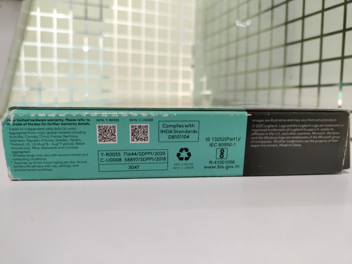 Logitech K400 Plus Wireless Touch Keyboard