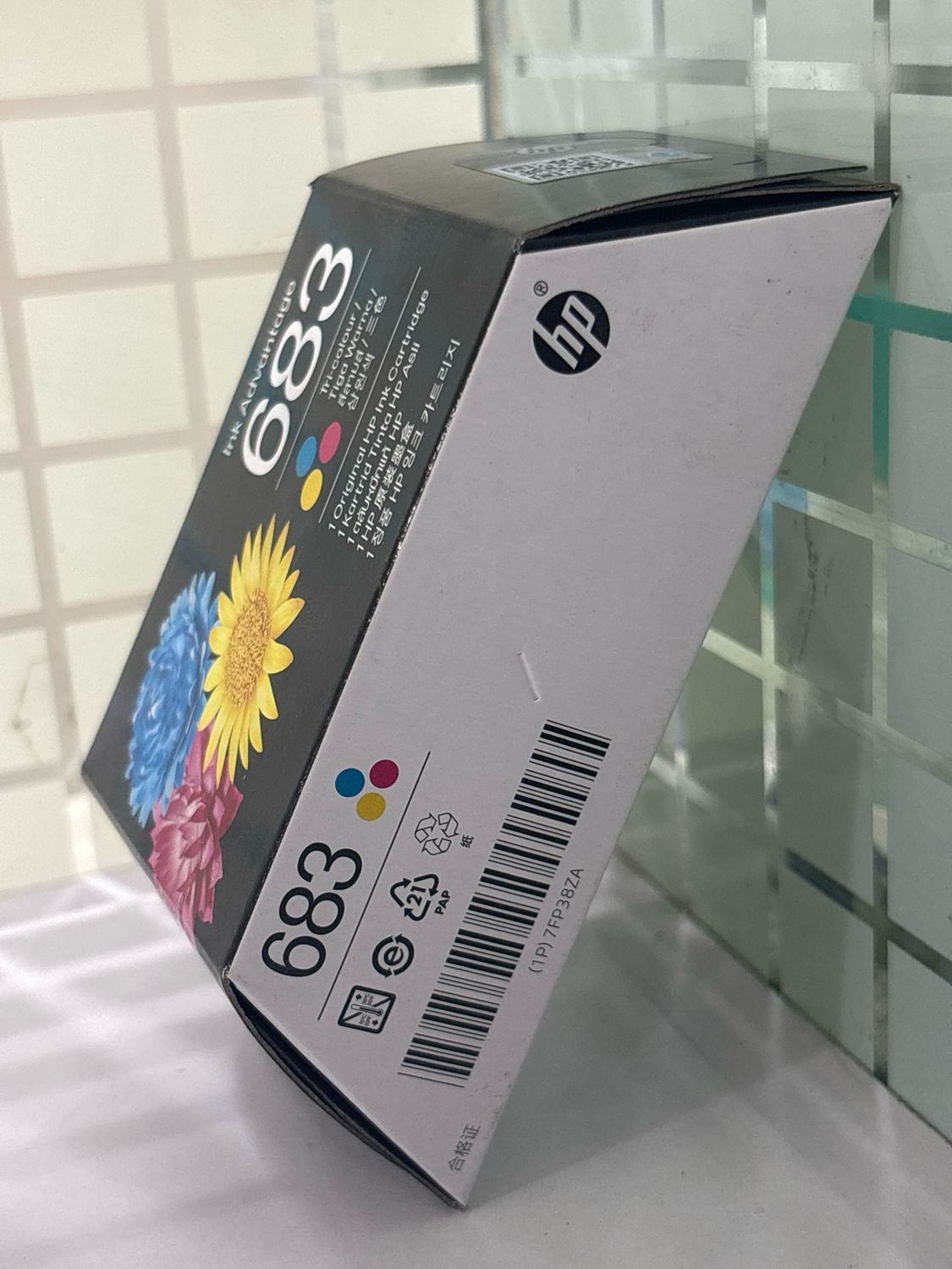 HP 683 Tri-Color Ink Cartridge (2989, 4388, 6170 Series)