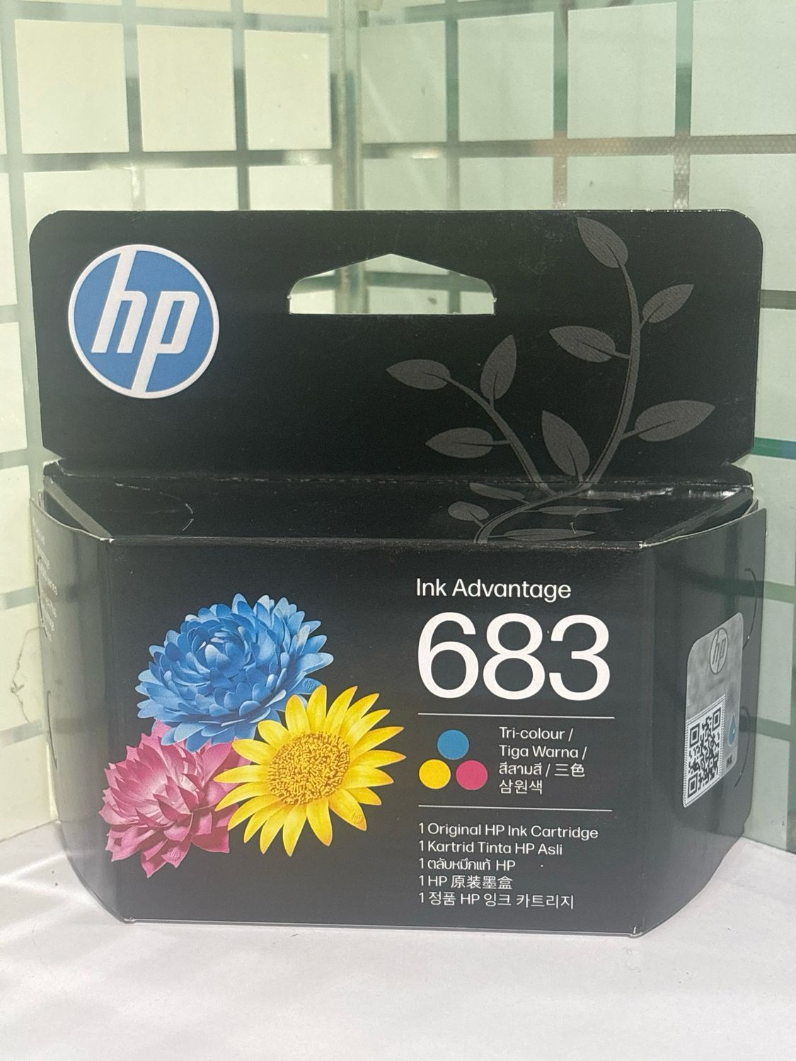 HP 683 Tri-Color Ink Cartridge (2989, 4388, 6170 Series)