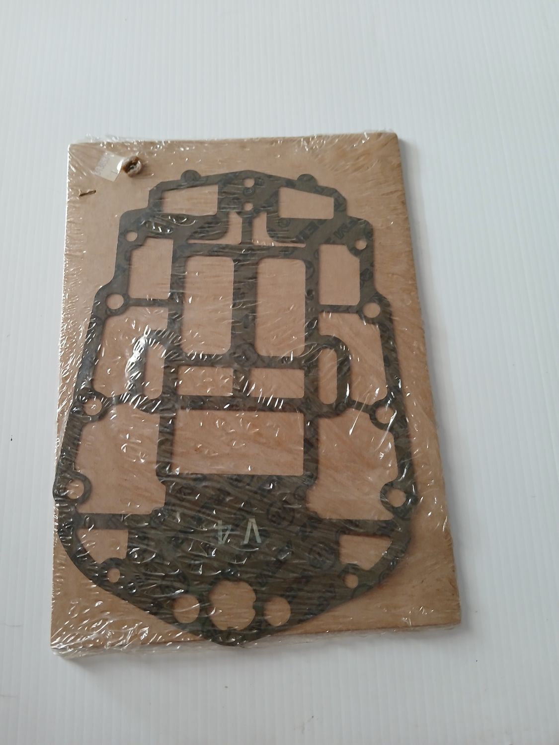 Base Gasket.- V4  0343853