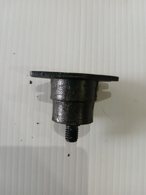 Rubber Mount  0303879